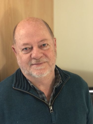Dr Peter Downes